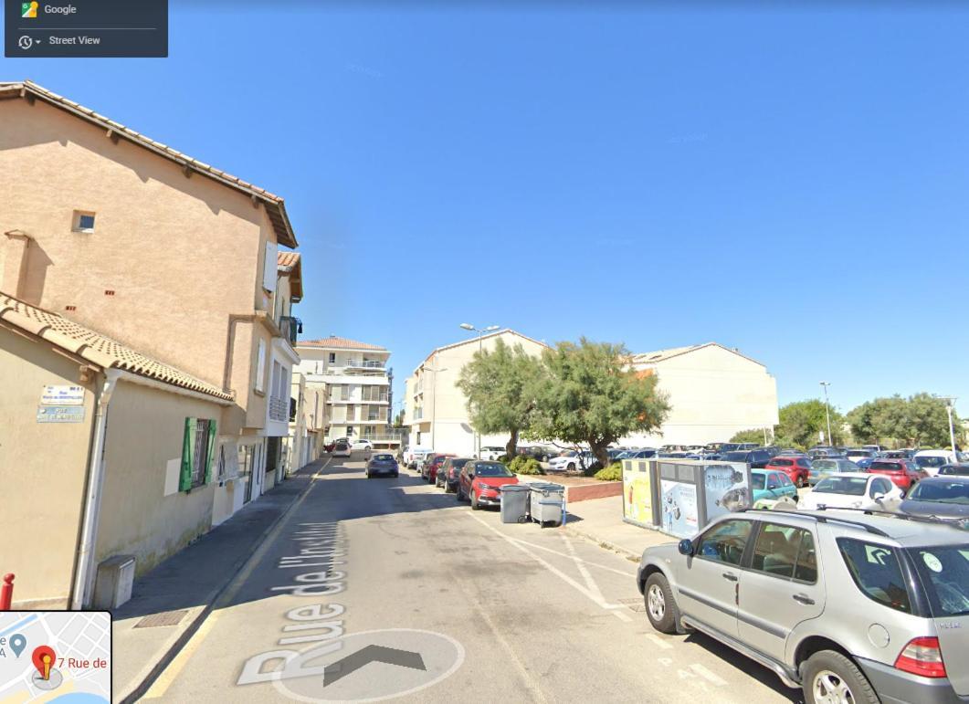 Le Tribord - F2 duplex avec balcon à 30 m de la plage Palavas-les-Flots Esterno foto